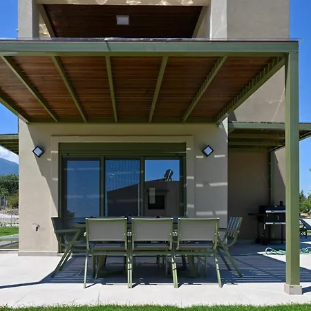 וילה Montamar Olympus ליטוחורון