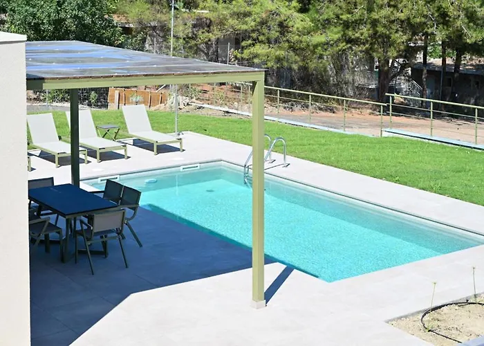 Montamar Olympus 别墅 *