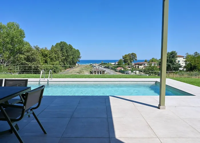 Montamar Olympus 别墅 *