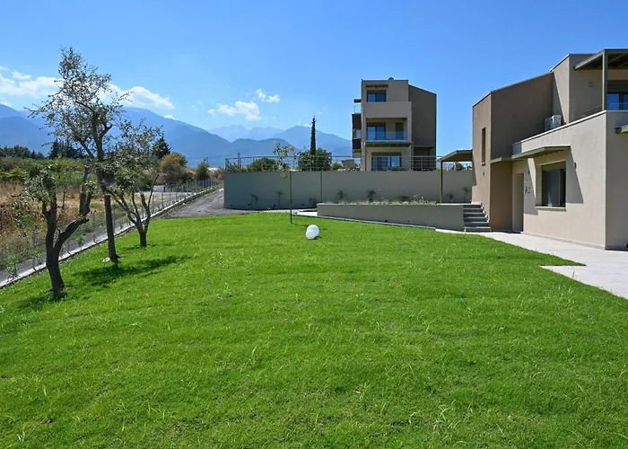 Montamar Olympus 别墅 *